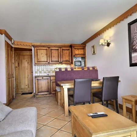 Apartment Au Pied Des Pistes Avec Piscine, Salle De Fitness Et Wifi - Fr-1-455-222 *